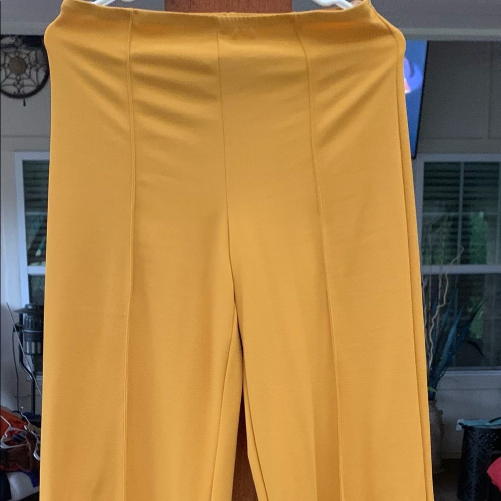 Mustard pants stretchy material new